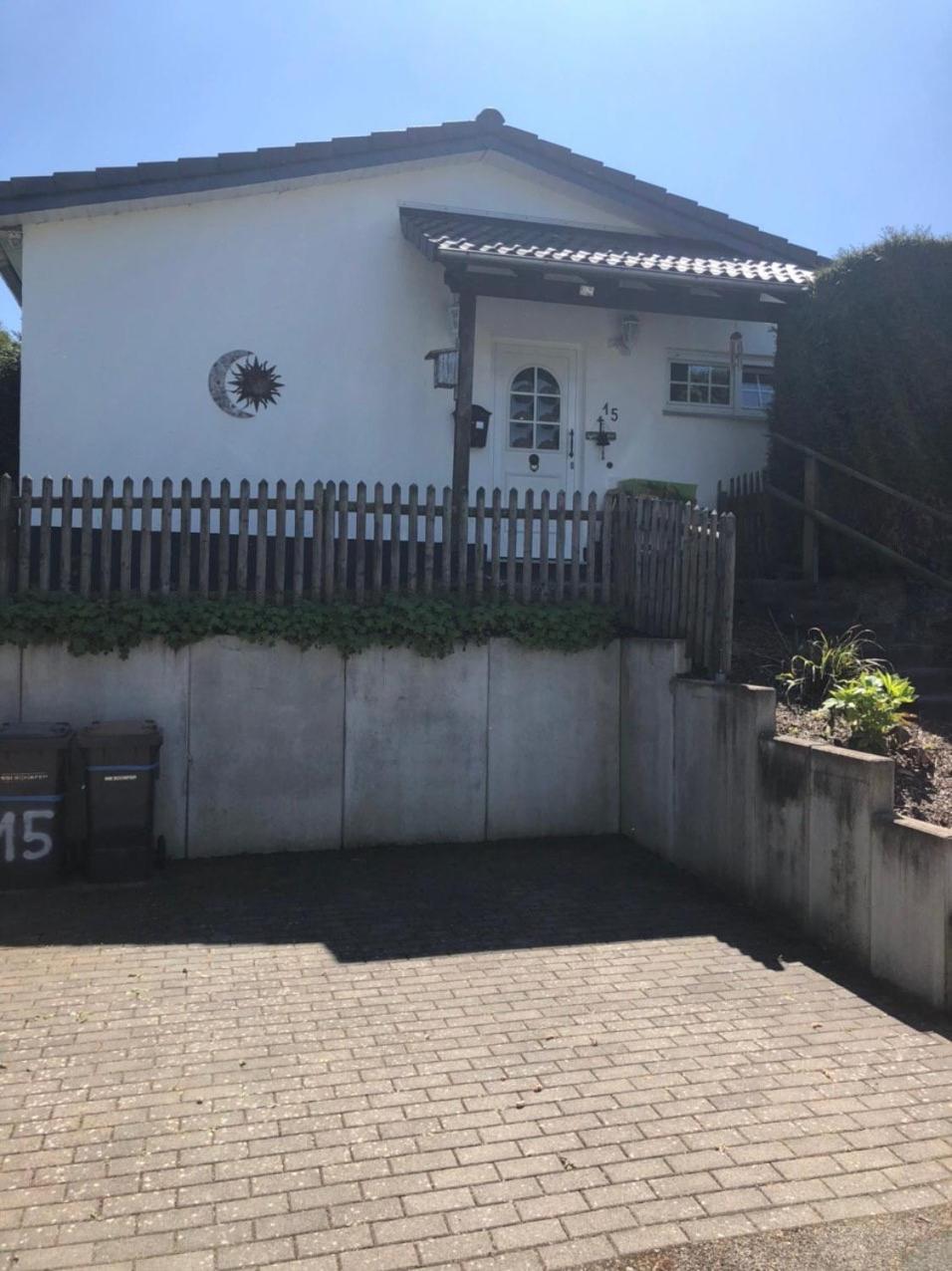 Ferienhaus Glueckspilz Beim Hennesee Meschede Exterior photo